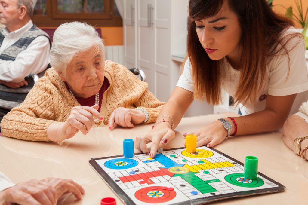 La terapia ocupacional en ancianos - Ciudad Jardín, residencia en Cáceres