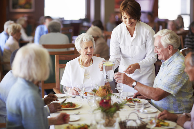 Diabetes en personas mayores: alimentación en las residencia 