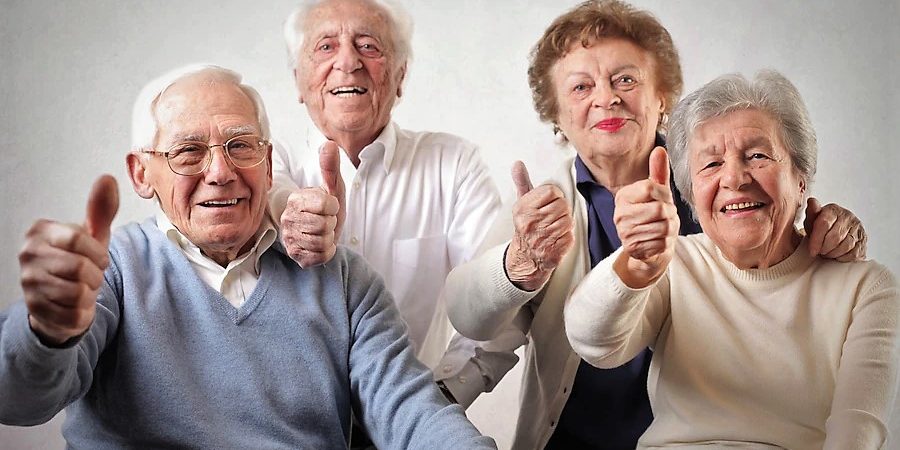 Ancianos-contentos-con-buena-salud Ocio y entretenimiento - Grupo Ciudad Jardín