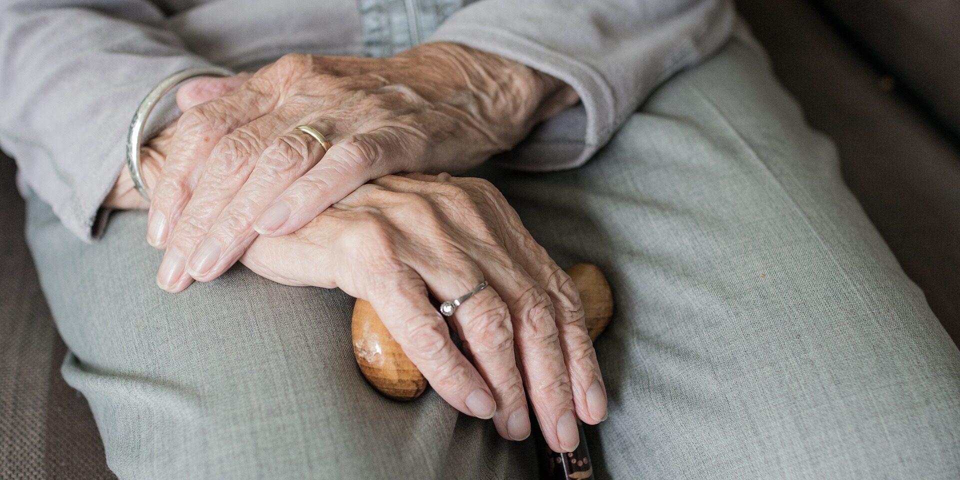 Que es y como afecta la disfagia en ancianos - Ciudad Jardín