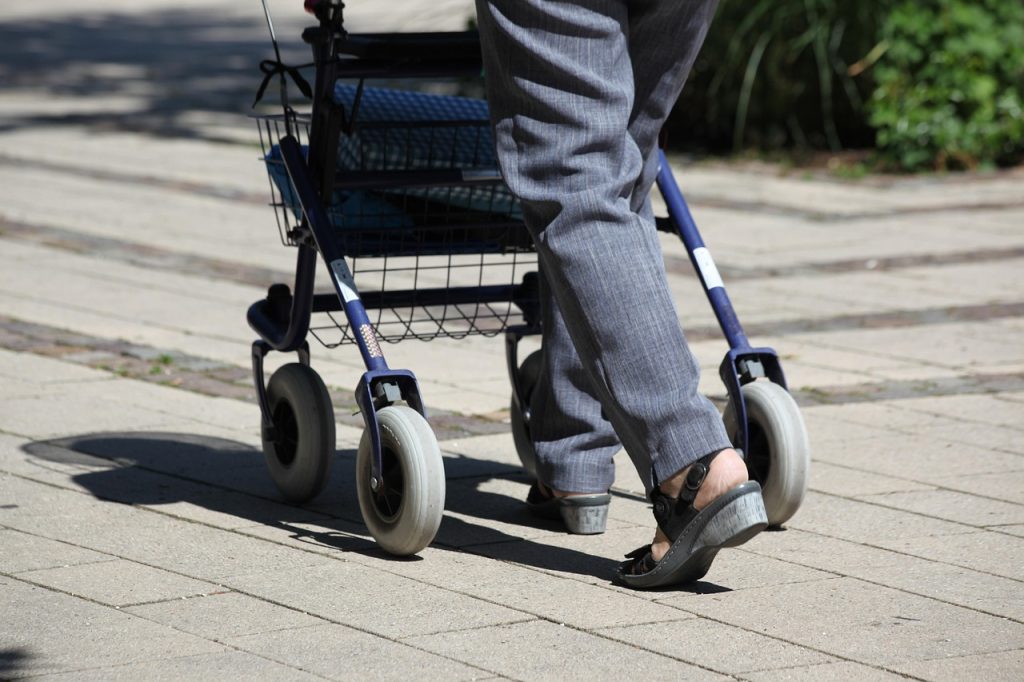 Grupo Ciudad Jardín | Centros de día para personas mayores: qué son, beneficios y cómo elegir el mejor centros de día